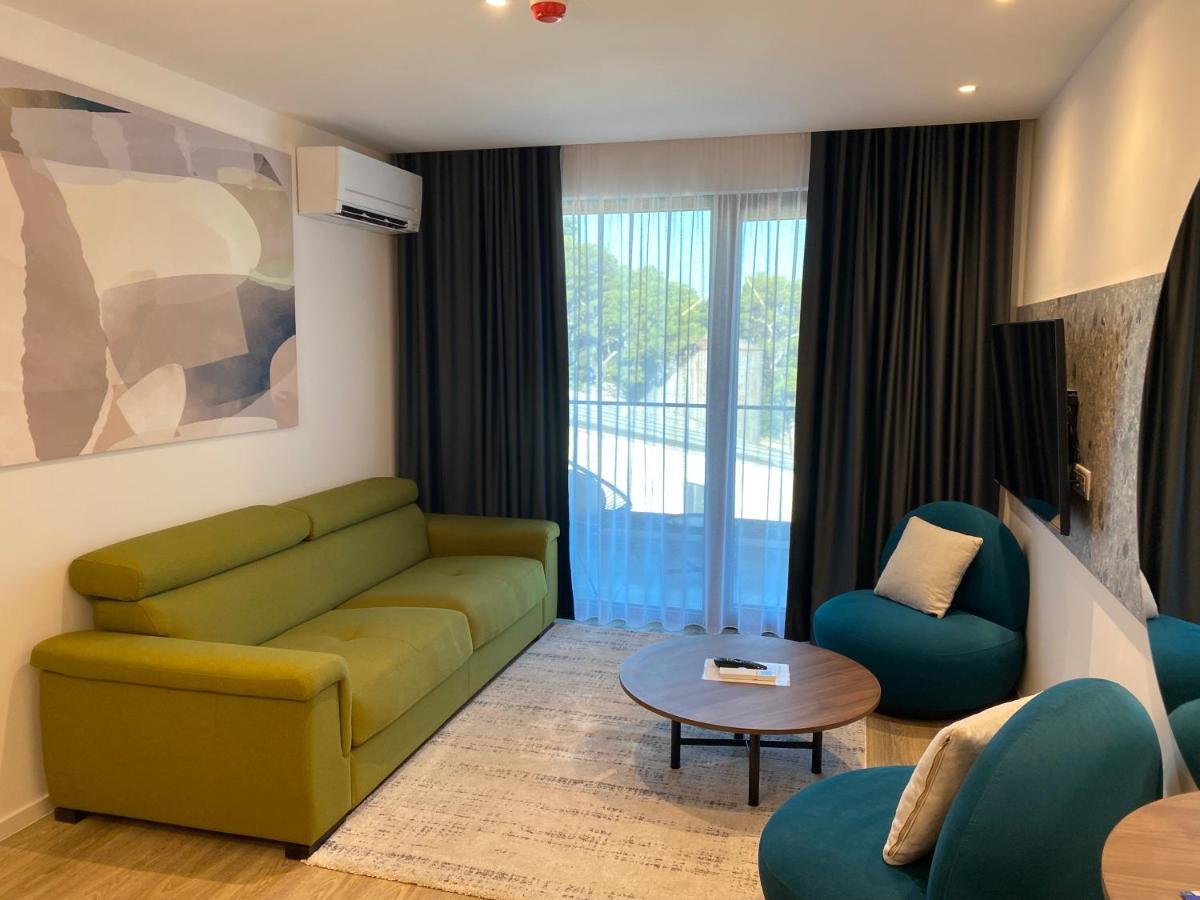 מאקרסקה Aparthotel Amfora Katy מראה חיצוני תמונה