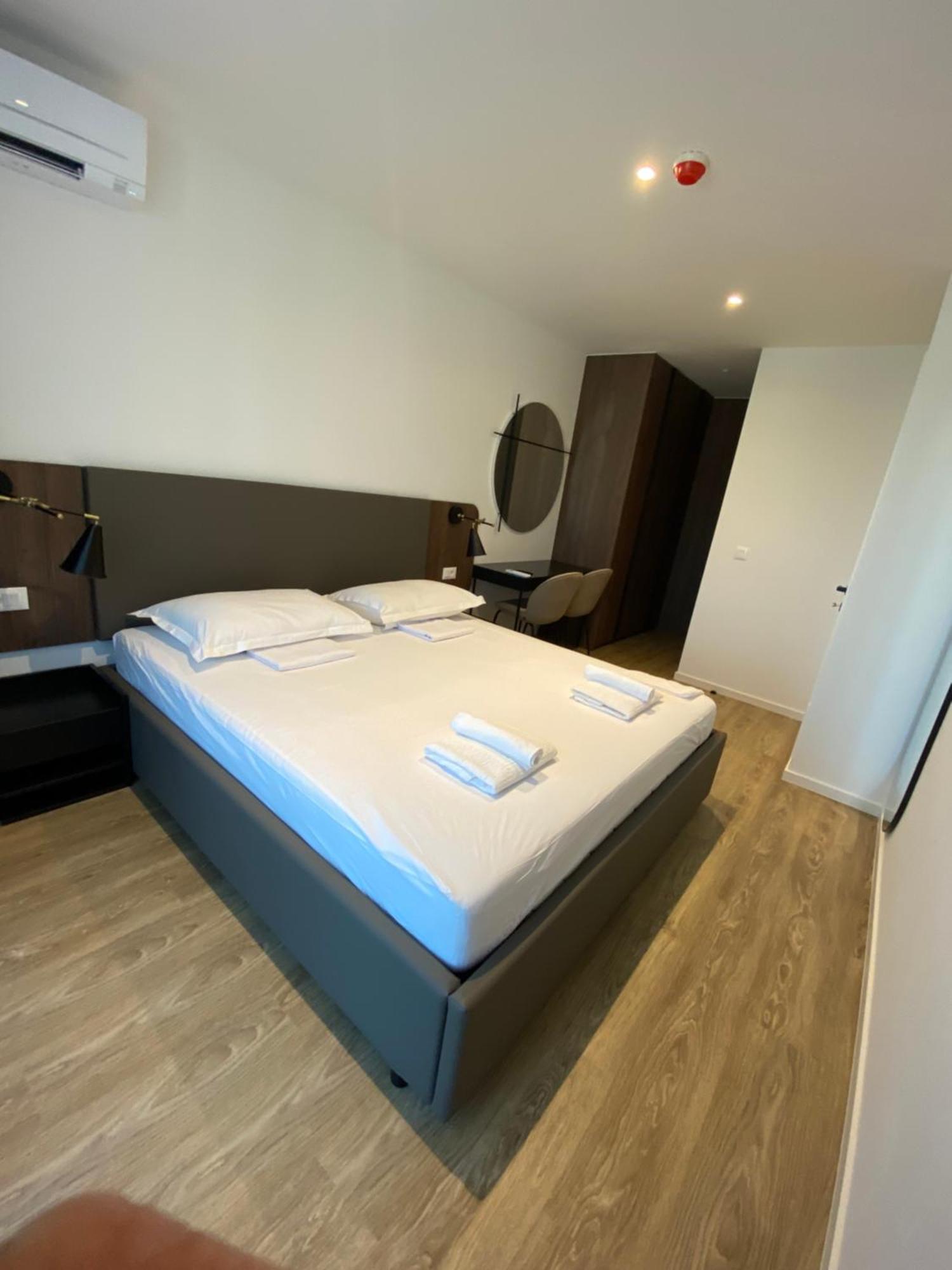 מאקרסקה Aparthotel Amfora Katy מראה חיצוני תמונה